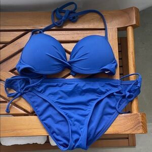 ROYAL BLUE WOMENS BIKINI SET! Size: SMALL! Push-up top!